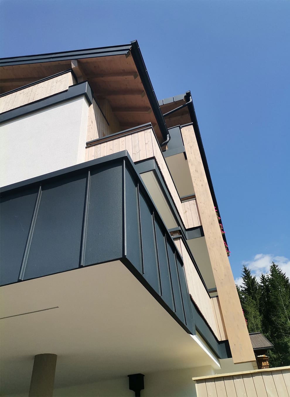 Referenzen - Dachwerk GmbH: Hike Bike Appartements